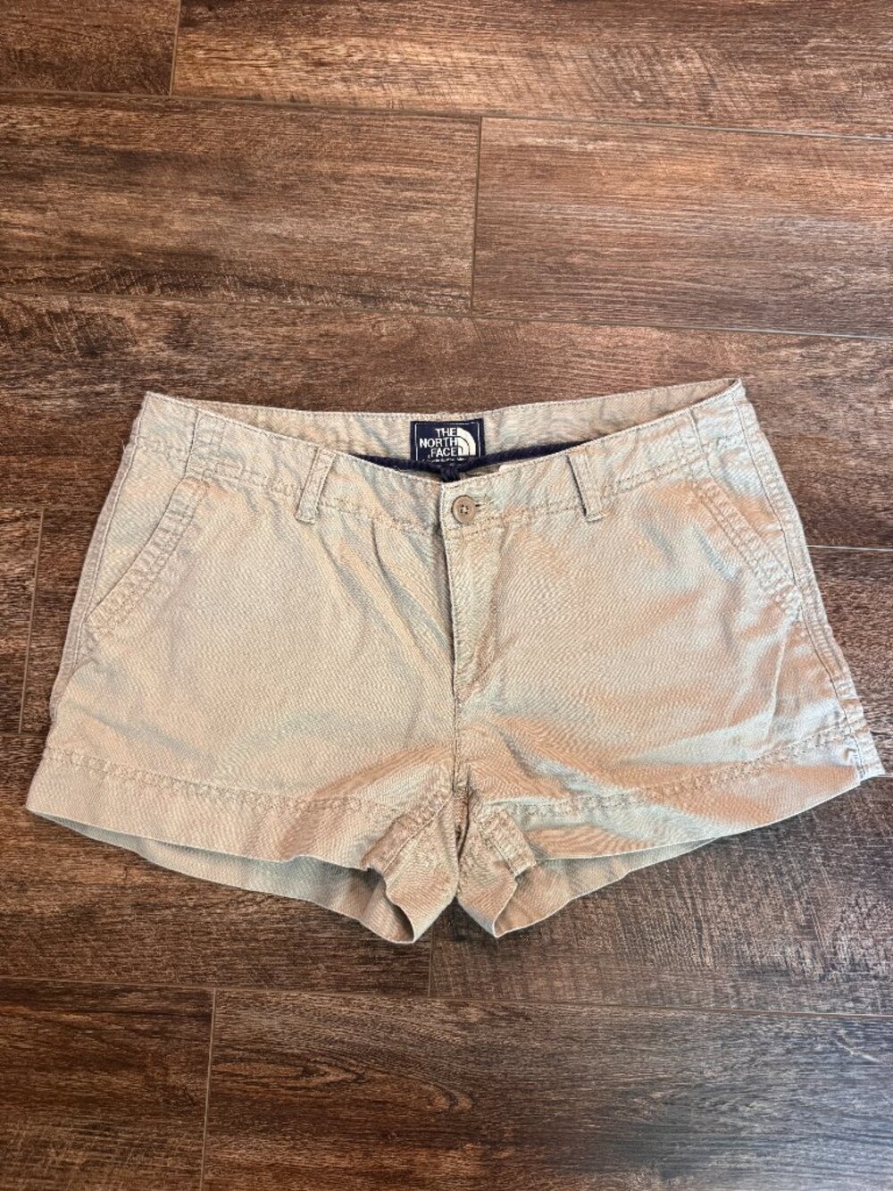 The North Face Women's 6 Khaki Chino Shorts, Cotton Linen, 3" Inseam